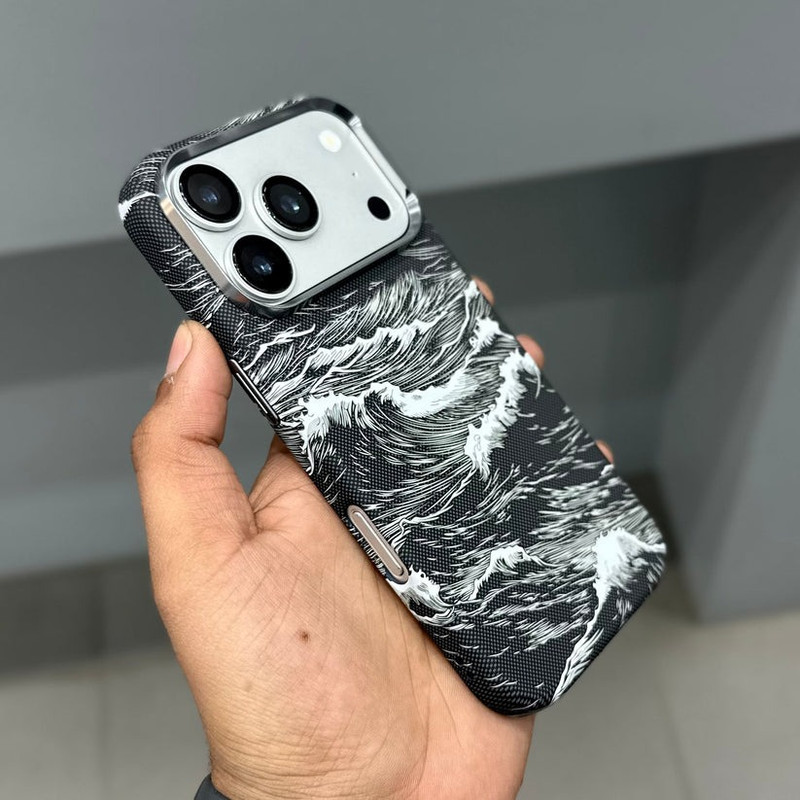 کاور مدل Twilix Carbon مناسب برای گوشی موبایل اپل iPhone 17 Pro