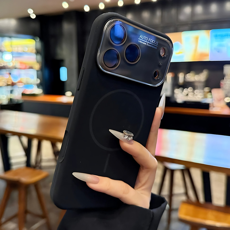 کاور مدل Zoya مناسب برای گوشی موبایل اپل iPhone 17 Pro Max