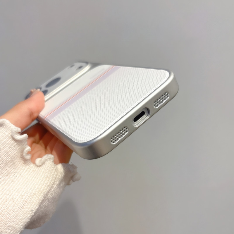 کاور مدل Rush مناسب برای گوشی موبایل اپل iPhone 17 Pro