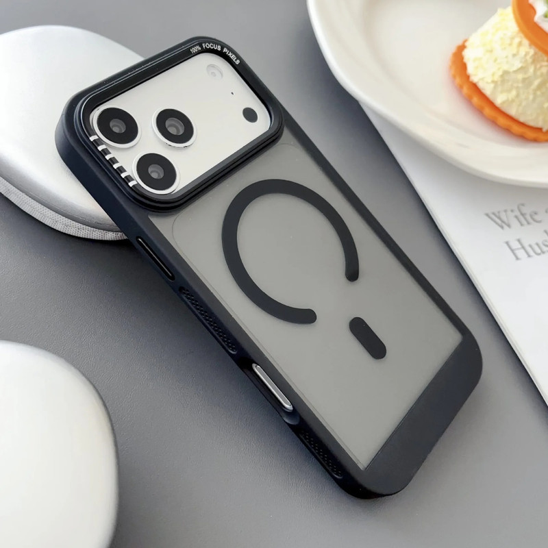 کاور مدل Dash مناسب برای گوشی موبایل اپل iPhone 17 Pro Max