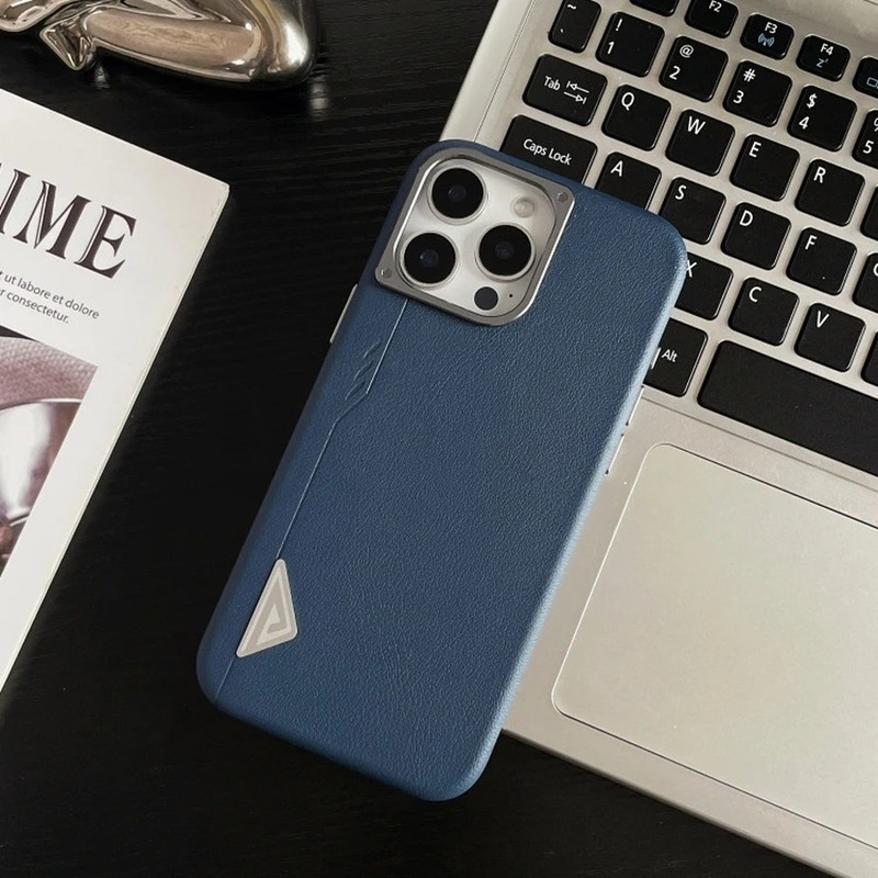 کاور مدل Amaris مناسب برای گوشی موبایل اپل iPhone 15 Pro Max