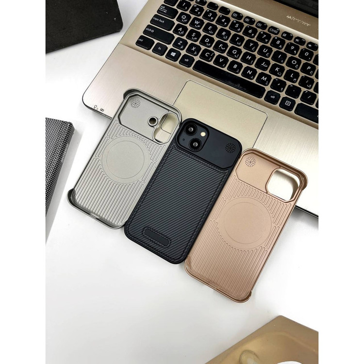 کاور مدل Xandria مناسب برای گوشی موبایل اپل iPhone 16 Pro Max