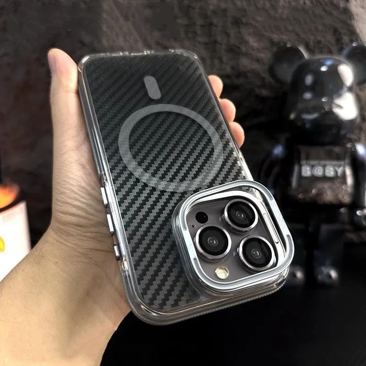 کاور مدل CarbonCore مناسب برای گوشی موبایل اپل iPhone 15 Pro