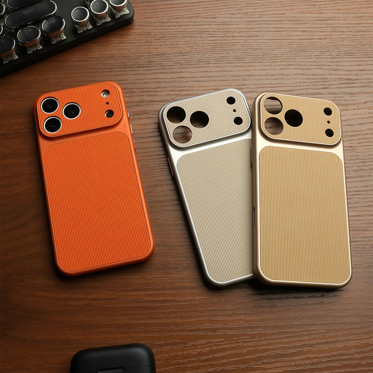 کاور مدل Elowen مناسب برای گوشی موبایل اپل iPhone 17 Pro
