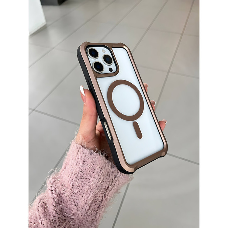کاور مدل HaloTank مناسب برای گوشی موبایل اپل iPhone 15 Pro Max