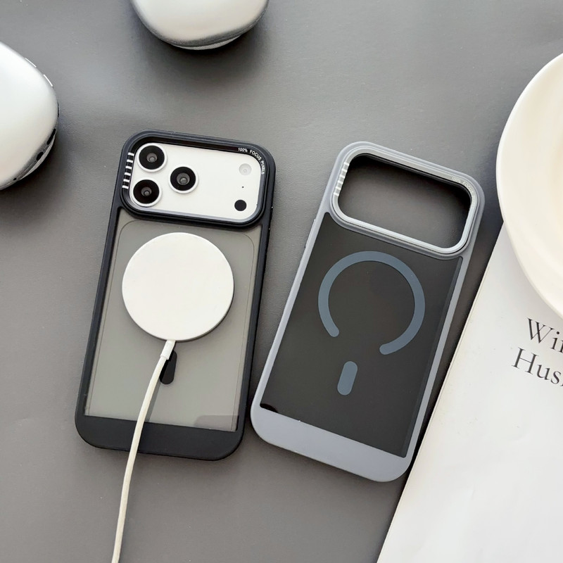 کاور مدل Dash مناسب برای گوشی موبایل اپل iPhone 17 Pro