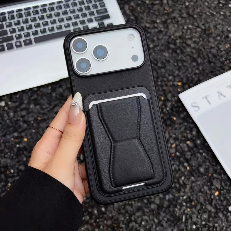 کاور مدل FoldStand مناسب برای گوشی موبایل اپل iPhone 17 Pro