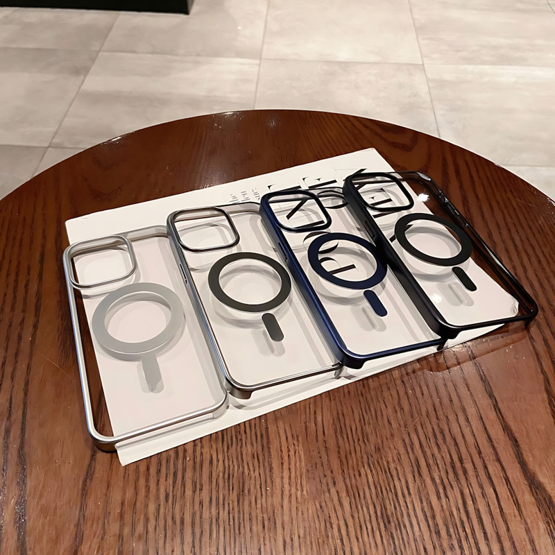 کاور مدل Oaken مناسب برای گوشی موبایل اپل iPhone 15 Pro Max
