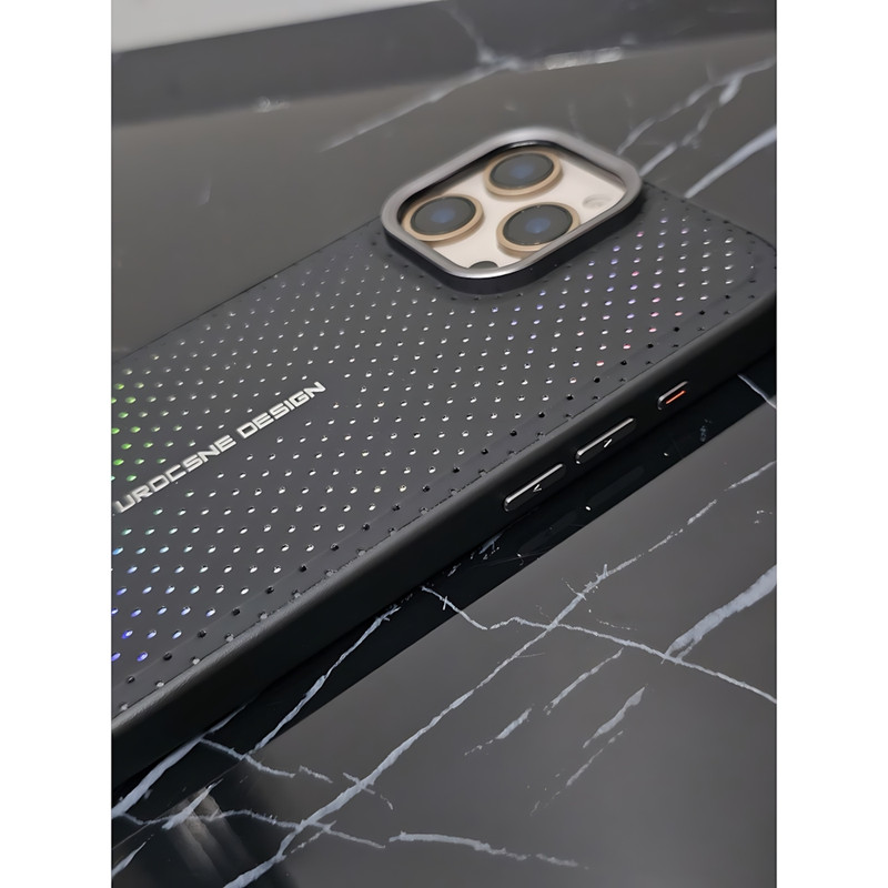 کاور مدل UROCSNE مناسب برای گوشی موبایل اپل iPhone 16 Pro Max