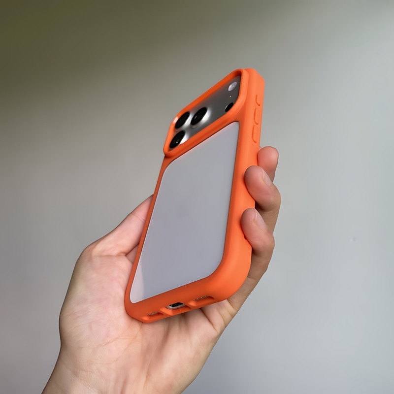 کاور مدل Fuego مناسب برای گوشی موبایل اپل iPhone 17 Pro