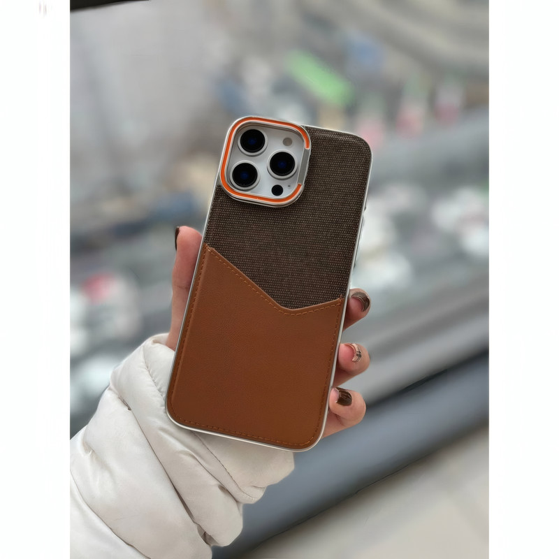 کاور مدل Alcantara مناسب برای گوشی موبایل اپل iPhone 16 Pro