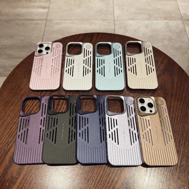 کاور مدل Scento مناسب برای گوشی موبایل اپل iPhone 16 Pro Max