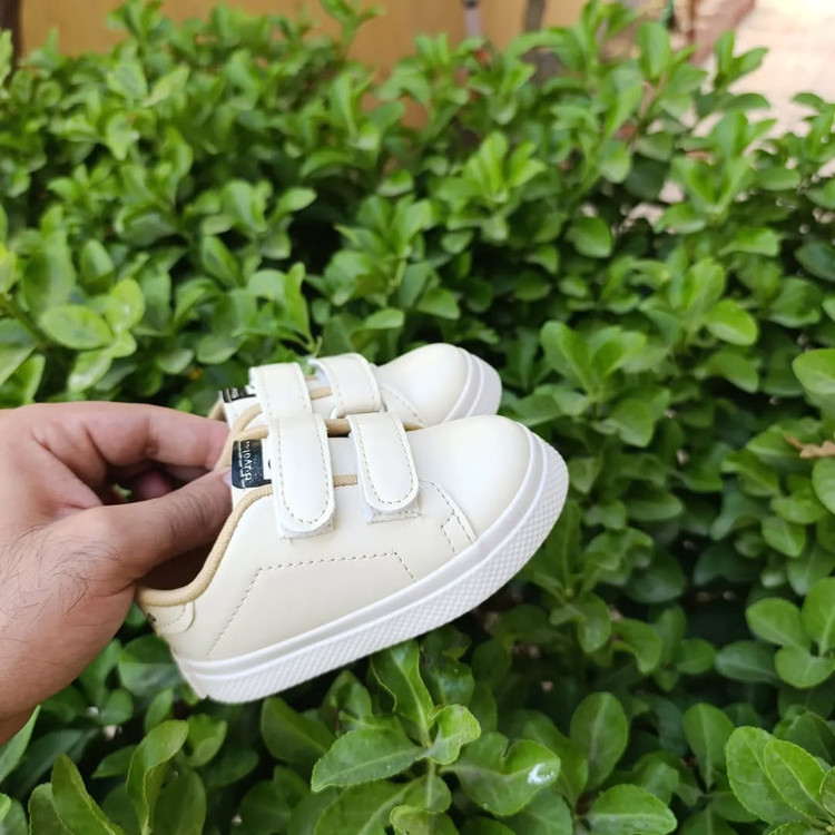 کفش راحتی بچگانه مدل mn8494