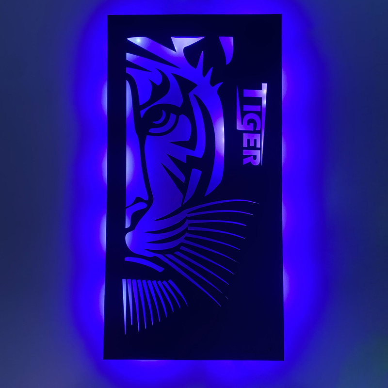 چراغ دیواری مدل ببر ریموت دار