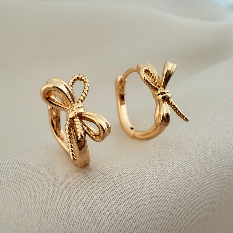 گوشواره حلقه ای زنانه ژوپینگ طرح پاپیون مدل X0001007